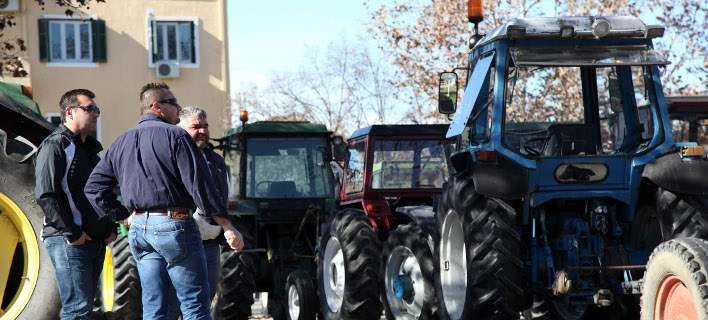 Οι αγρότες της Καρδίτσας κατεβάζουν τα τρακτέρ στην πόλη -Προειδοποιητικό συλλαλητήριο την Παρασκευή
